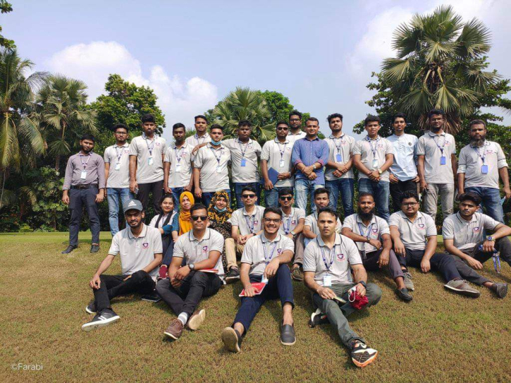 এ্যাডাস্ট শিক্ষার্থীদের প্যারামাউন্ট টেক্সটাইল ফ্যাক্টরি পরিদর্শন