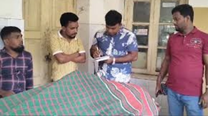 কসবায় অটোরিকশা ছিনতাই করতে চালককে হত্যা