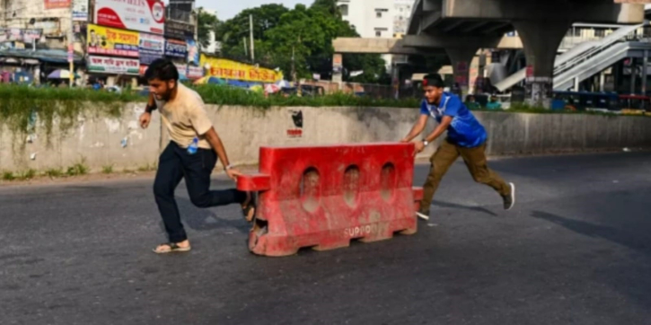 Anti-quota movement: Students intensify “Bangla Blockade” in Dhaka