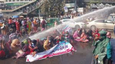 Police disperse protesters from Shahbagh with water cannons, teargas; 8 held