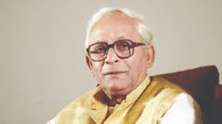 Former West Bengal chief minister Buddhadeb Bhattacharjee passes away