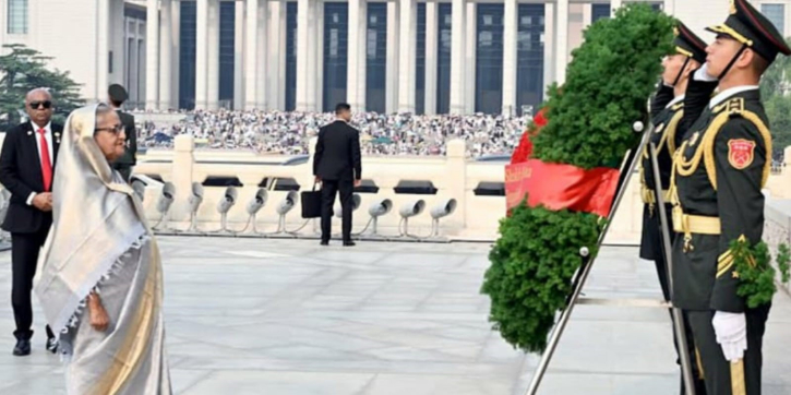 PM pays homage to Chinese heroes at Tian’anmen Square