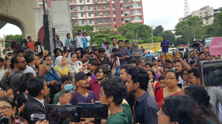 March for Justice: Protesters, some DU teachers heading towards SC premises